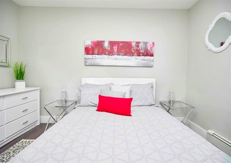 Holiday home Luxury Boutique Two Bedroom 2b